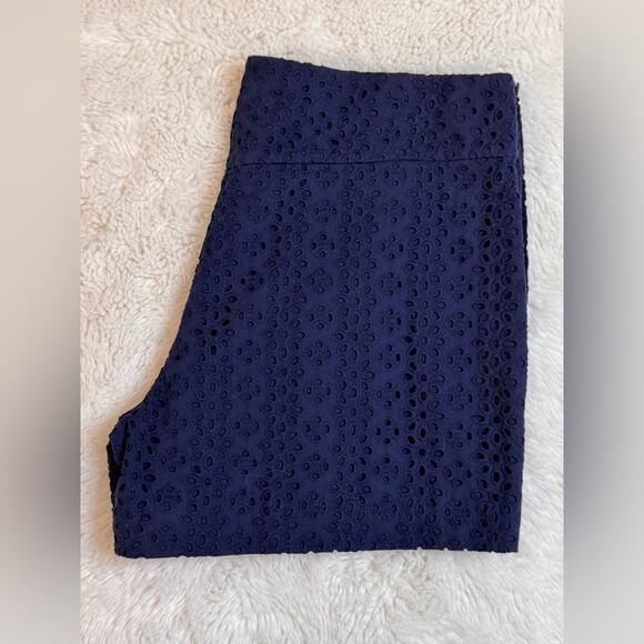 NEW LILLY PULITZER Makenna EYELET navy 4 - Picture 6 of 8